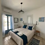 Frear Villa *