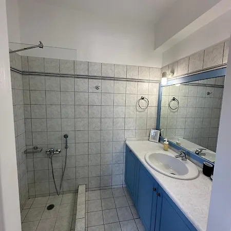 Frear Villa Ligia (Kea)